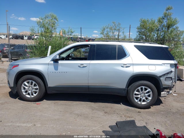 1GNERGKW1MJ268990 Chevrolet Traverse Fwd Lt Cloth