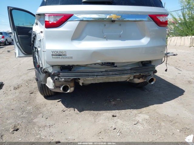 1GNERGKW1MJ268990 Chevrolet Traverse Fwd Lt Cloth