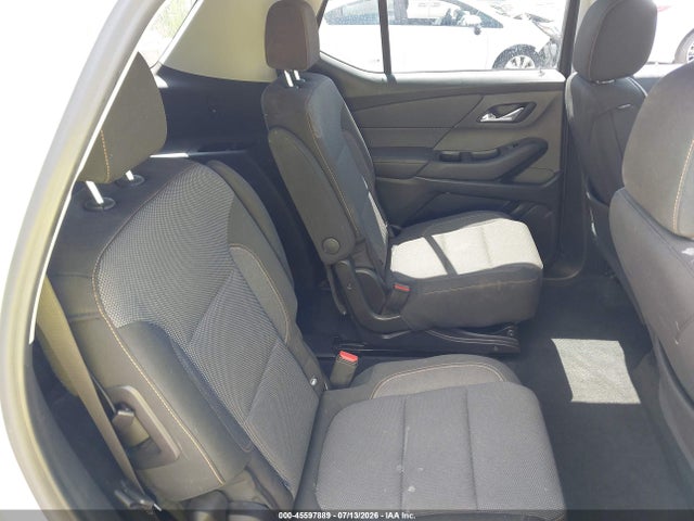 1GNERGKW1MJ268990 Chevrolet Traverse Fwd Lt Cloth