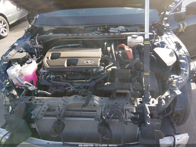 JTDAAAAF4R3024128 Toyota Crown Limited