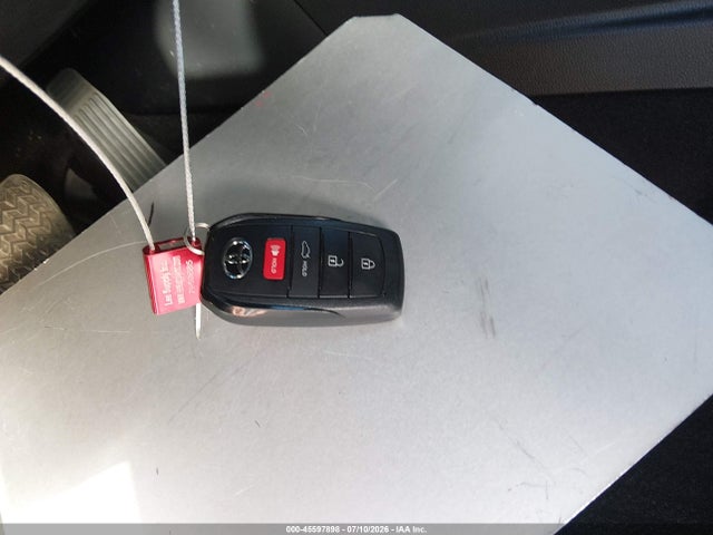 JTDAAAAF4R3024128 Toyota Crown Limited