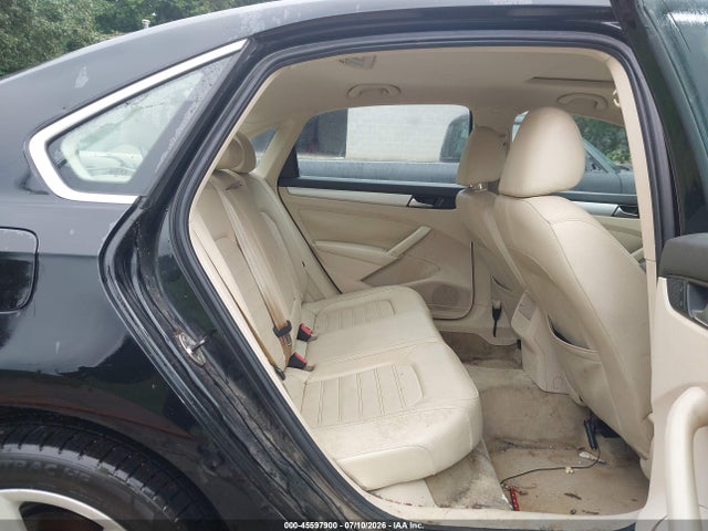 2012 Volkswagen Passat 3.6l V6 Se მანქანა იყიდება აუქციონზე, vin: 1VWBM7A3XCC075688, აუქციონის ნომერი: 45597900