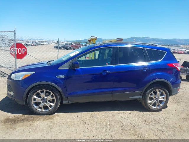 1FMCU9GX8FUC17608 Ford ESCAPE SE