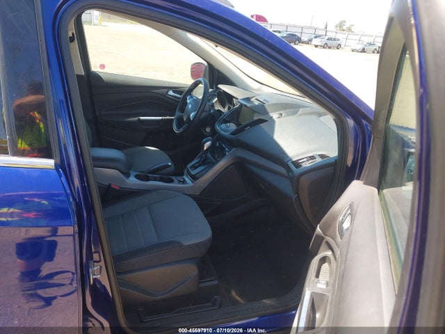 1FMCU9GX8FUC17608 Ford ESCAPE SE
