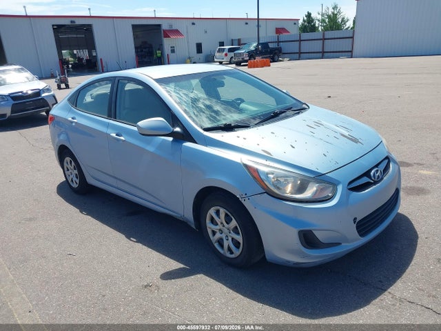 Auction sale of the 2013 Hyundai Accent Gls, vin: KMHCT4AE0DU522675, lot number: 45597932