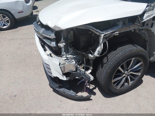 Toyota Highlander Xle 2018 5TDKZRFH0JS544335 Image 6