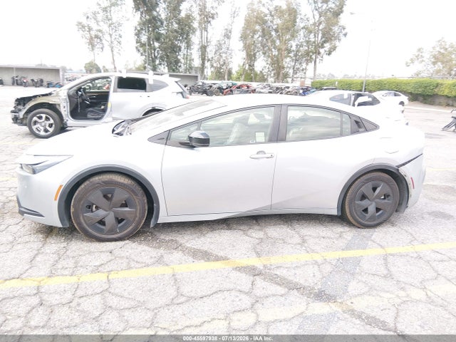 JTDACAAU3P3005110 Toyota Prius Le