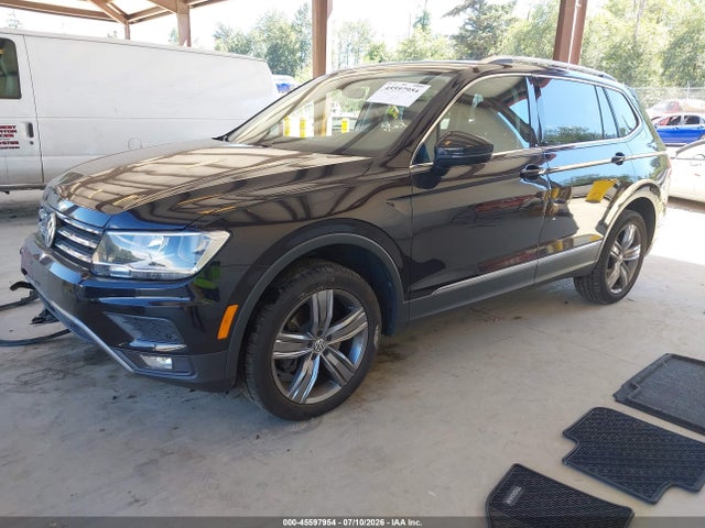 3VV2B7AX9LM055573 Volkswagen Tiguan 2.0t Se/2.0t Se R-line Black/2.0t Sel