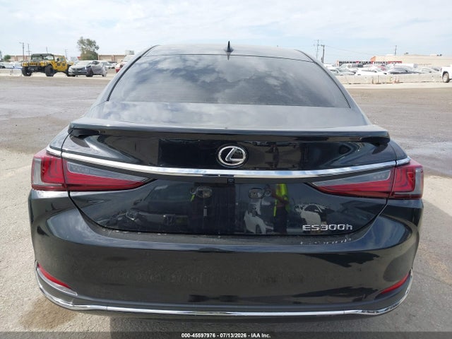 Lexus ES 300H 2025 58ADA1C14SU069072 Image 16