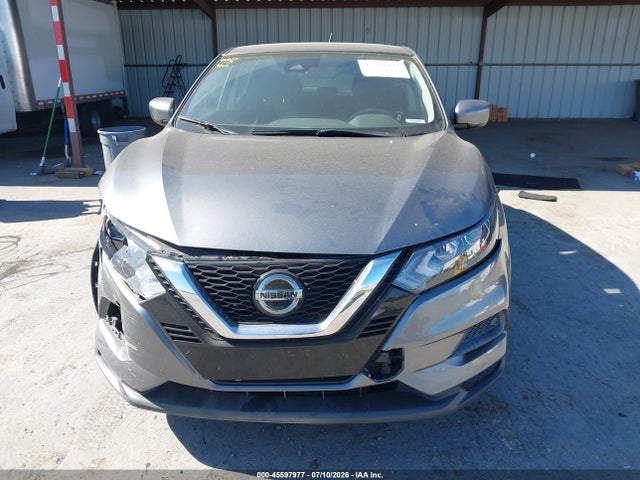 JN1BJ1AV5MW564142 Nissan Rogue Sport S Fwd Xtronic Cvt