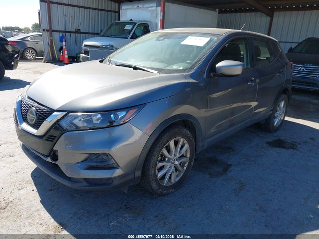 JN1BJ1AV5MW564142 Nissan Rogue Sport S Fwd Xtronic Cvt