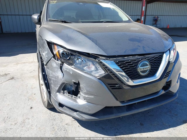 JN1BJ1AV5MW564142 Nissan Rogue Sport S Fwd Xtronic Cvt