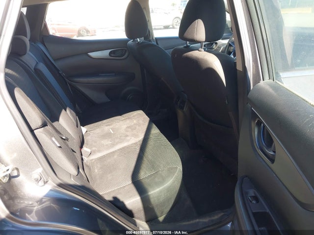 JN1BJ1AV5MW564142 Nissan Rogue Sport S Fwd Xtronic Cvt