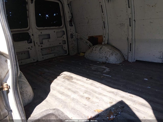 45597989 :رقم المزاد ، 1GCWGFFF2F1103802 vin ، 2015 Chevrolet Express 2500 Work Van مزاد بيع