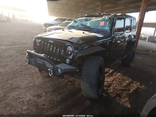 1C4BJWDG8GL183544 Jeep Wrangler Unlimited Sport