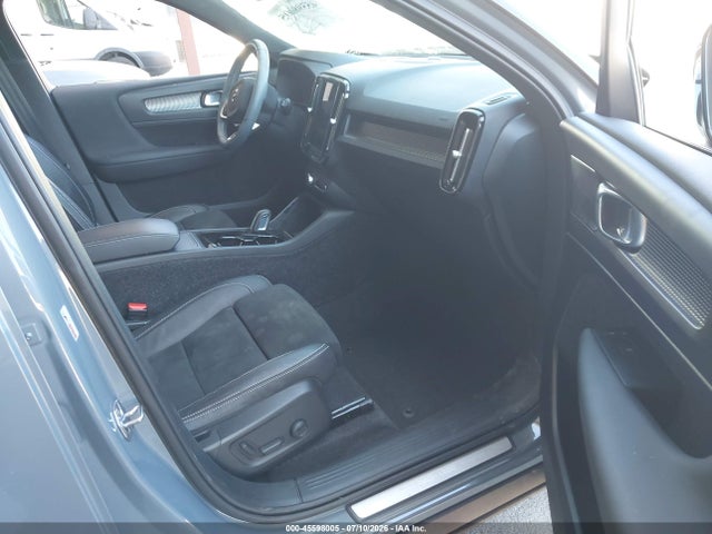 45598005 :رقم المزاد ، YV4ED3URXM2583222 vin ، 2021 Volvo Xc40 Recharge Pure Electric P8 مزاد بيع