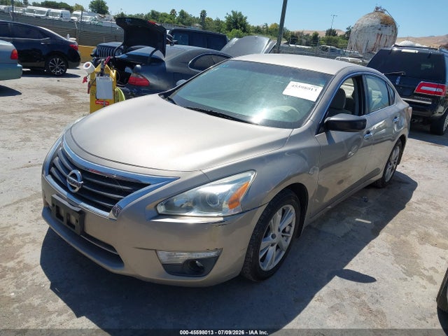 Nissan Altima 2.5 Sv 2015 1N4AL3AP1FC493659 Image 2