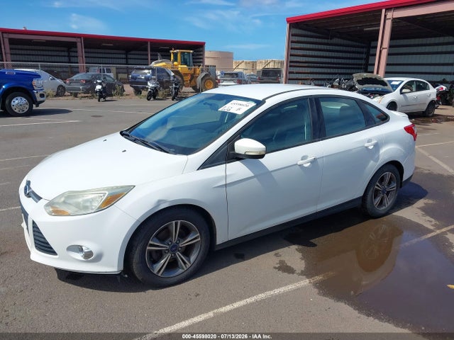 Ford FOCUS SE 2014 1FADP3F2XEL299614 Image 6