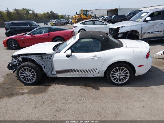 Fiat 124 Spider Classica 2017 JC1NFAEK2H0105376 Image 15