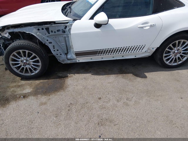 Fiat 124 Spider Classica 2017 JC1NFAEK2H0105376 Image 19