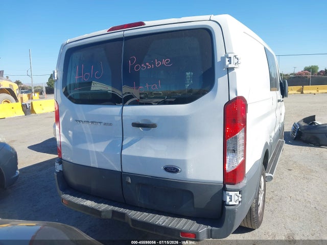 Ford Transit-250 2016 1FTYR1ZM2GKB37170 Image 17