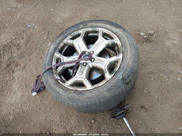 1FMCU0J96KUC37615 Ford Escape Titanium