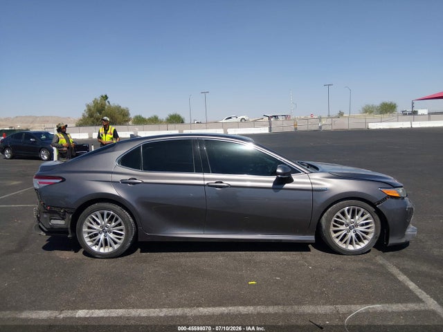 4T1B21HK4KU514004 Toyota Camry Hybrid Xle