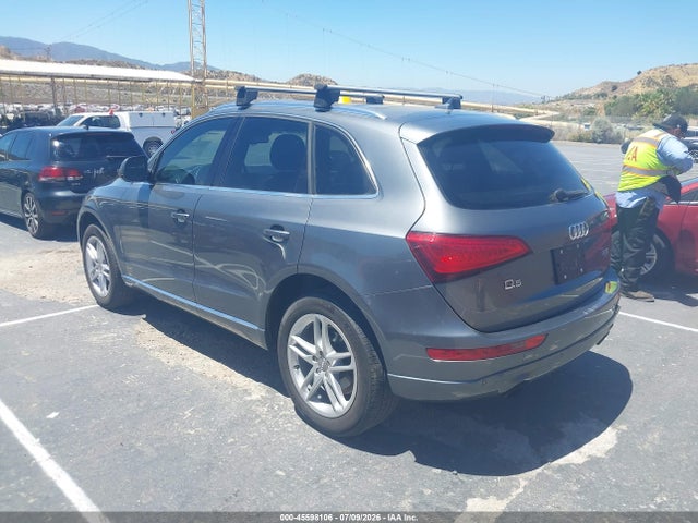 Audi Q5 2.0t Premium 2014 WA1LFAFP9EA106187 Image 3