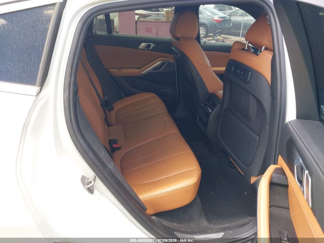 Продаж на аукціоні авто 2022 Bmw X6 Xdrive40i, vin: 5UXCY6C05N9J51972, номер лоту: 45598201