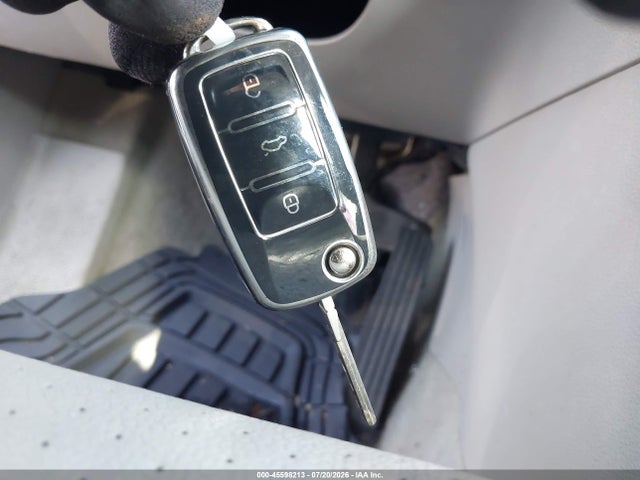 Продажа на аукционе авто 2013 Volkswagen Passat 2.0l Tdi Se, vin: 1VWBN7A38DC145204, номер лота: 45598213