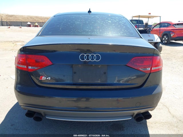 45598221 :رقم المزاد ، WAUBGAFL5AA185232 vin ، 2010 Audi S4 3.0 Premium Plus مزاد بيع