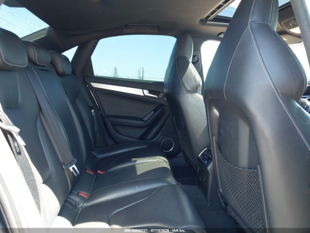 45598221 :رقم المزاد ، WAUBGAFL5AA185232 vin ، 2010 Audi S4 3.0 Premium Plus مزاد بيع