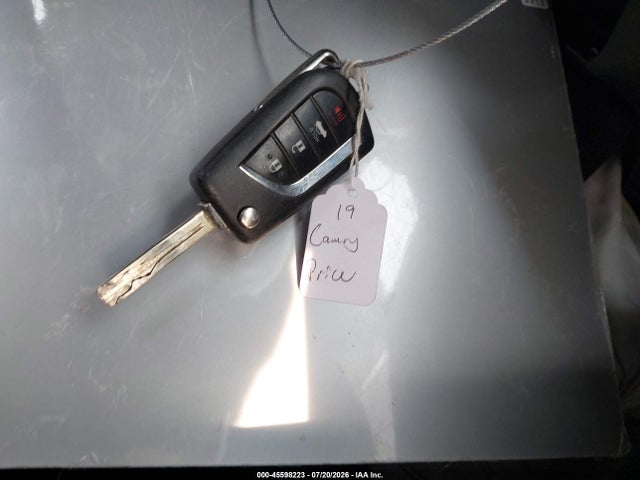 4T1B11HK1KU789235 Toyota CAMRY SE