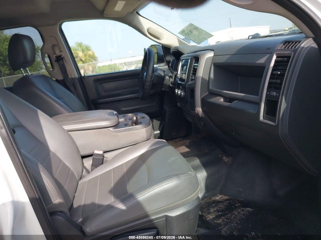 45598245 :رقم المزاد ، 3C7WRSCL3HG558100 vin ، 2017 Ram 3500 Chassis Tradesman/slt/laramie مزاد بيع