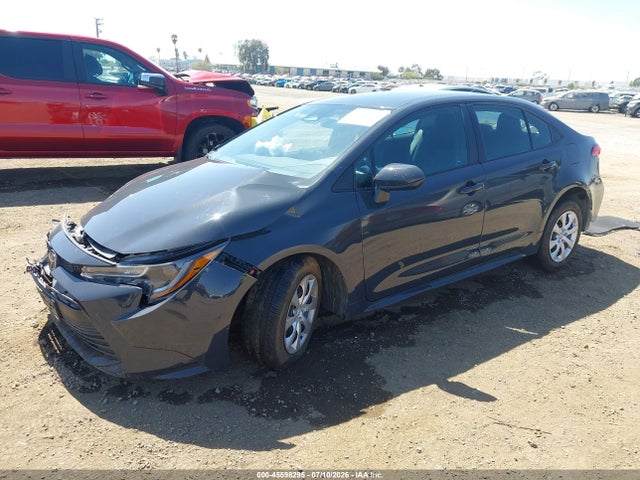 Toyota COROLLA LE 2025 5YFB4MDE6SP302007 Image 2