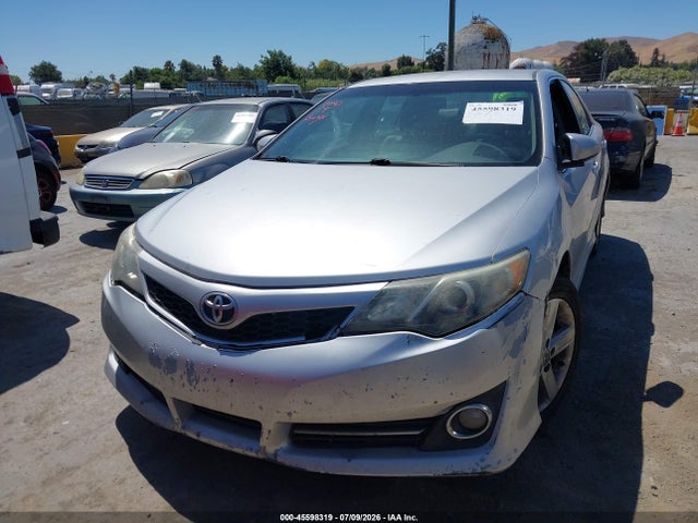 4T1BF1FK5EU446517 Toyota CAMRY SE