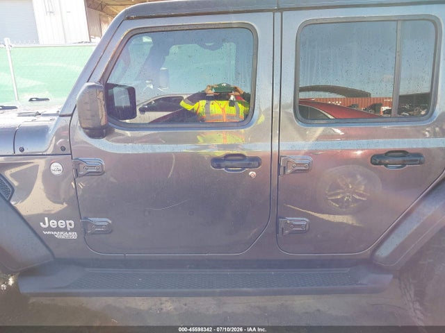 1C4HJXDN9LW106477 Jeep Wrangler Unlimited Sport S 4x4