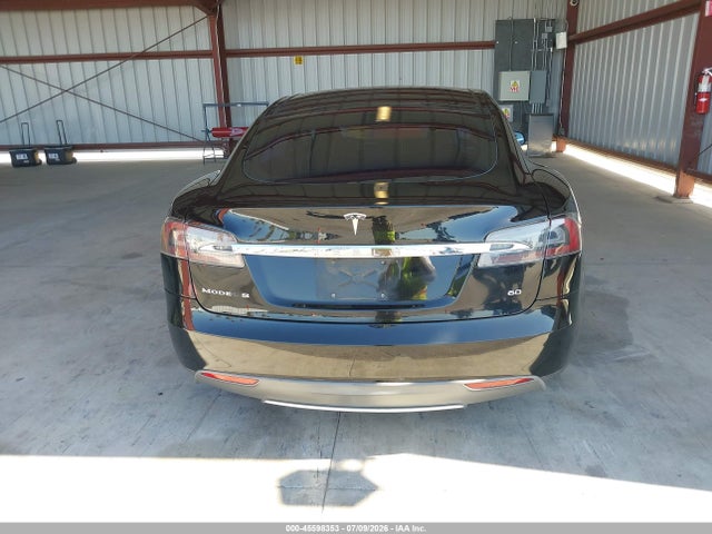 45598353 :رقم المزاد ، 5YJSA1CGXDFP12933 vin ، 2013 Tesla Model S مزاد بيع