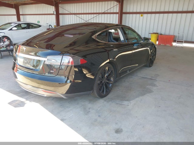 45598353 :رقم المزاد ، 5YJSA1CGXDFP12933 vin ، 2013 Tesla Model S مزاد بيع
