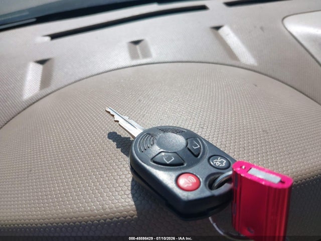 45598429 :رقم المزاد ، 1FMCU0D77BKB65586 vin ، 2011 Ford Escape Xlt مزاد بيع