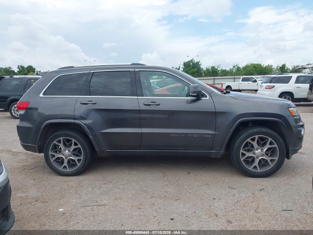 Продаж на аукціоні авто 2018 Jeep Grand Cherokee Sterling Edition 4x2, vin: 1C4RJEBG1JC281334, номер лоту: 45598445