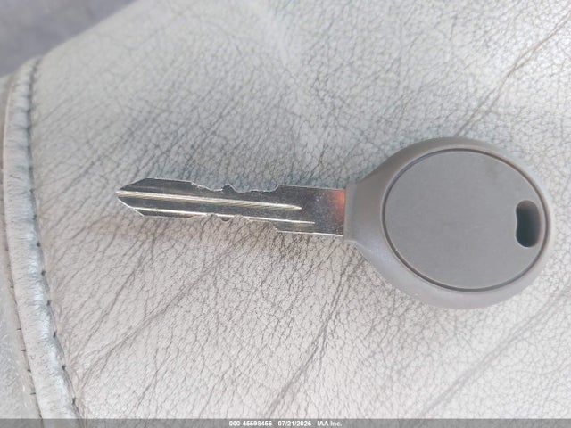 2004 Cadillac Deville Standard მანქანა იყიდება აუქციონზე, vin: 1G6KD54Y84U253384, აუქციონის ნომერი: 45598456