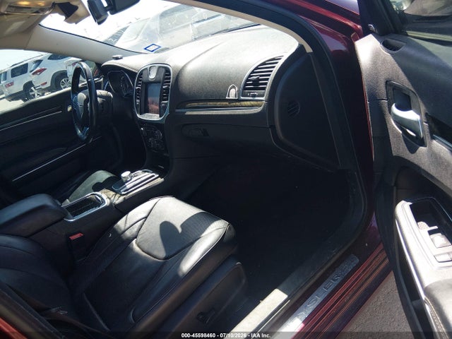 45598460 :رقم المزاد ، 2C3CCAEG0HH559821 vin ، 2017 Chrysler 300c مزاد بيع
