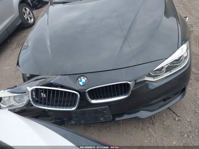 Продаж на аукціоні авто 2018 Bmw 320i Xdrive, vin: WBA8A3C56JA494754, номер лоту: 45598510