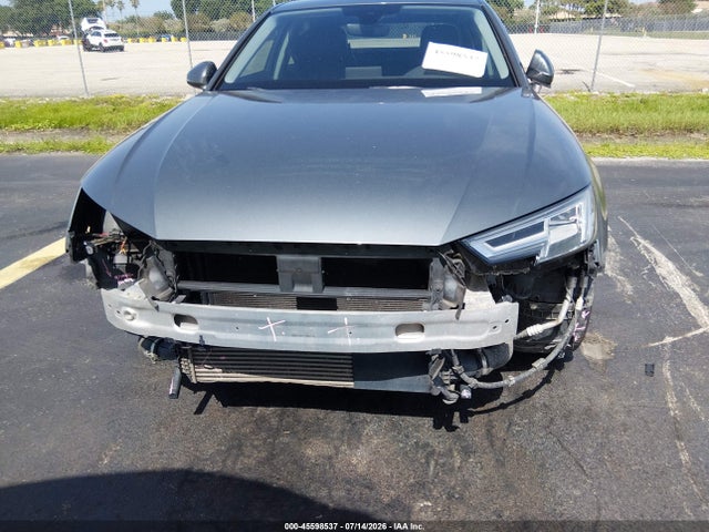 Продаж на аукціоні авто 2017 Audi A4 Premium Plus, vin: WAULNAF46HN008260, номер лоту: 45598537