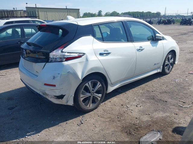 1N4AZ1CP6JC302584 Nissan Leaf Sl