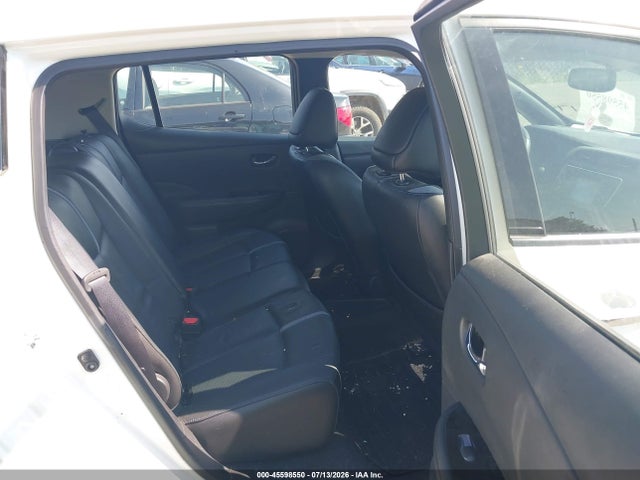 1N4AZ1CP6JC302584 Nissan Leaf Sl