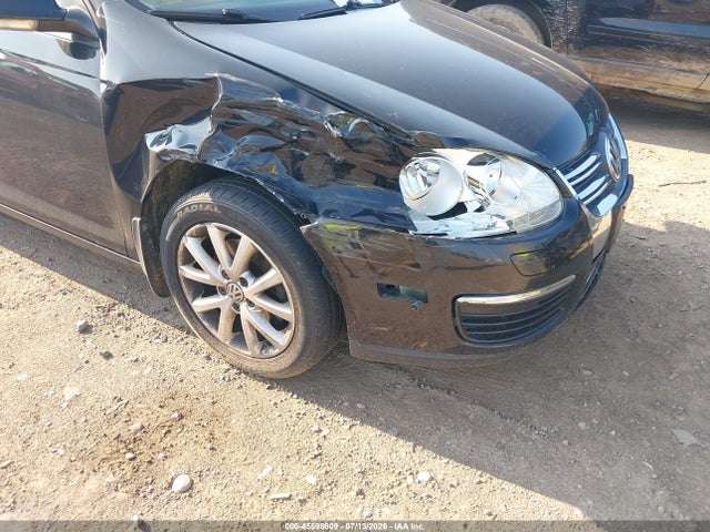 2010 Volkswagen Jetta Limited Edition მანქანა იყიდება აუქციონზე, vin: 3VWRX7AJ0AM134179, აუქციონის ნომერი: 45598609