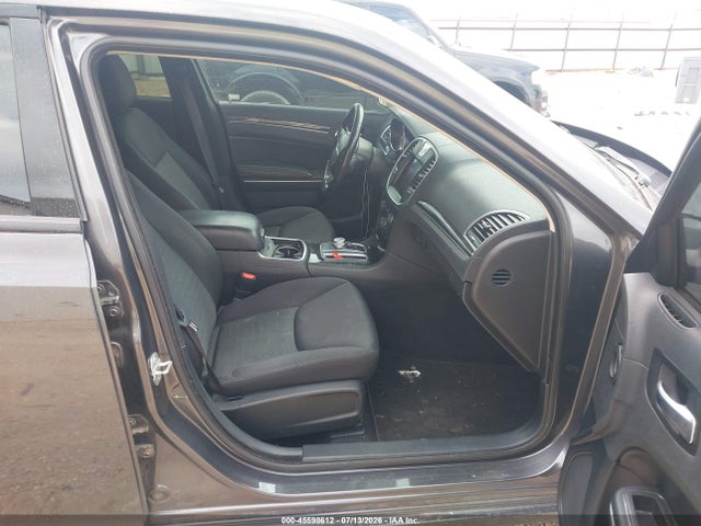 Продаж на аукціоні авто 2019 Chrysler 300 Touring, vin: 2C3CCAAG9KH590966, номер лоту: 45598612