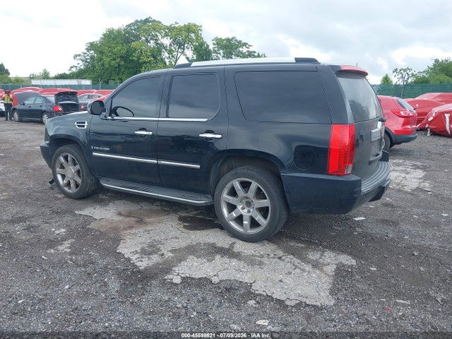 2008 Cadillac Escalade მანქანა იყიდება აუქციონზე, vin: 1GYFK638X8R263641, აუქციონის ნომერი: 45598621